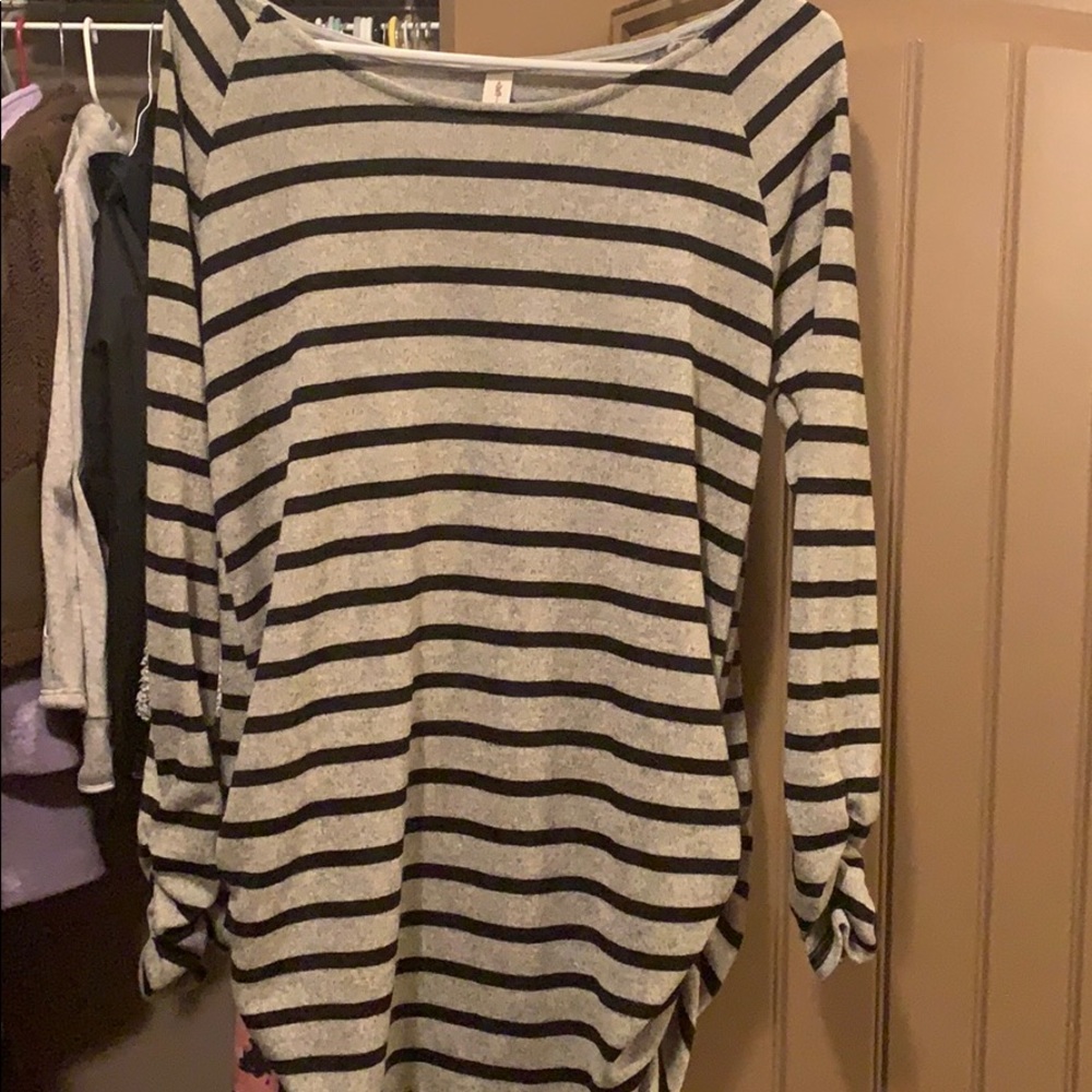 Black and grey stripe tunic